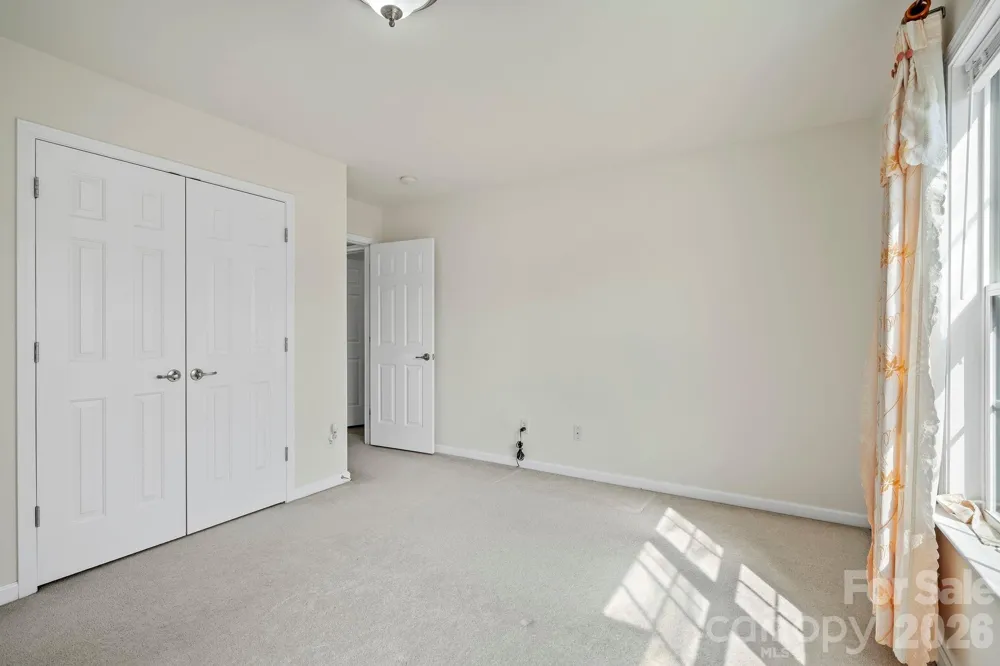 2 Breyerton Court Asheville, NC 28804