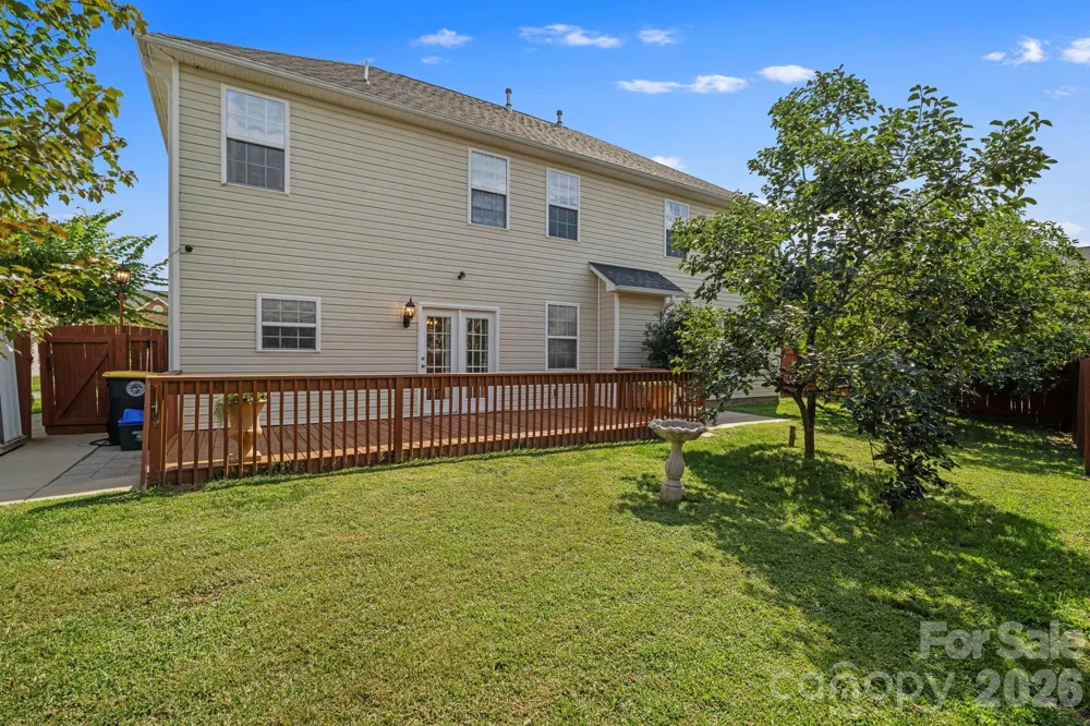 2 Breyerton Court Asheville, NC 28804