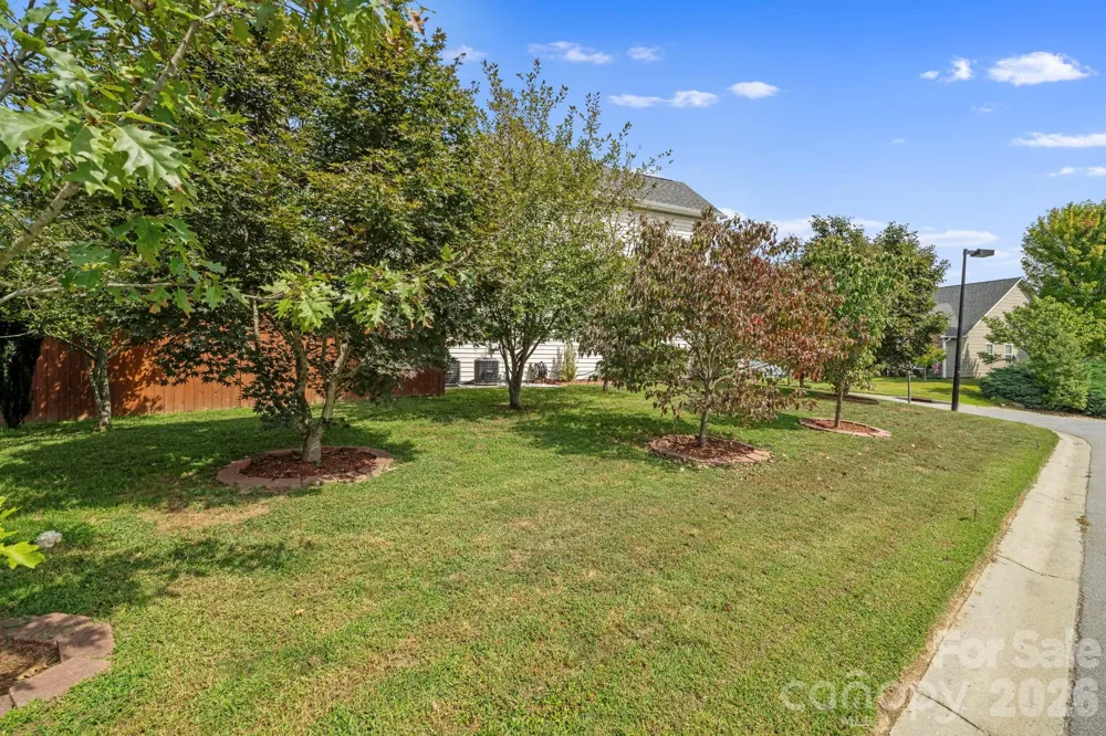 2 Breyerton Court Asheville, NC 28804