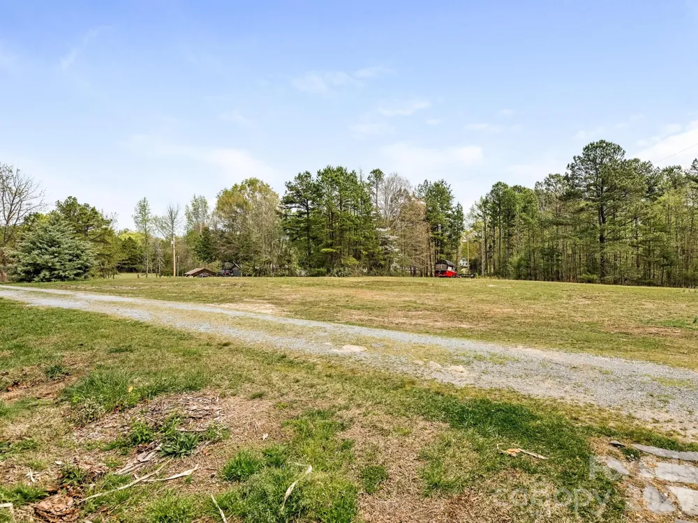 1105 Union Road Matthews, NC 28104