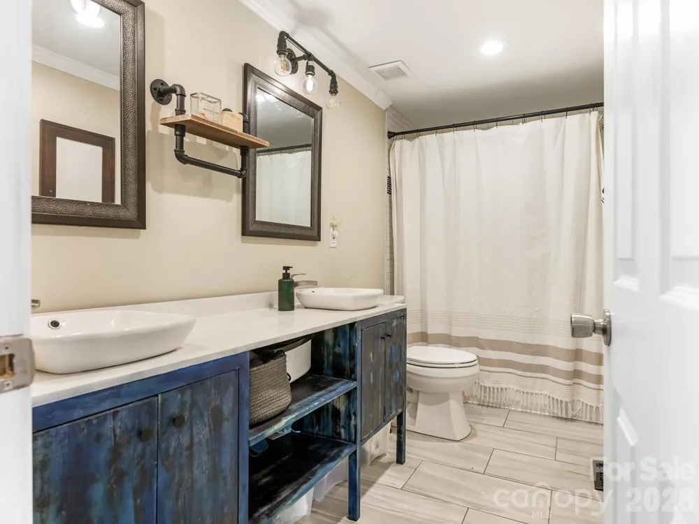 1105 Union Road Matthews, NC 28104