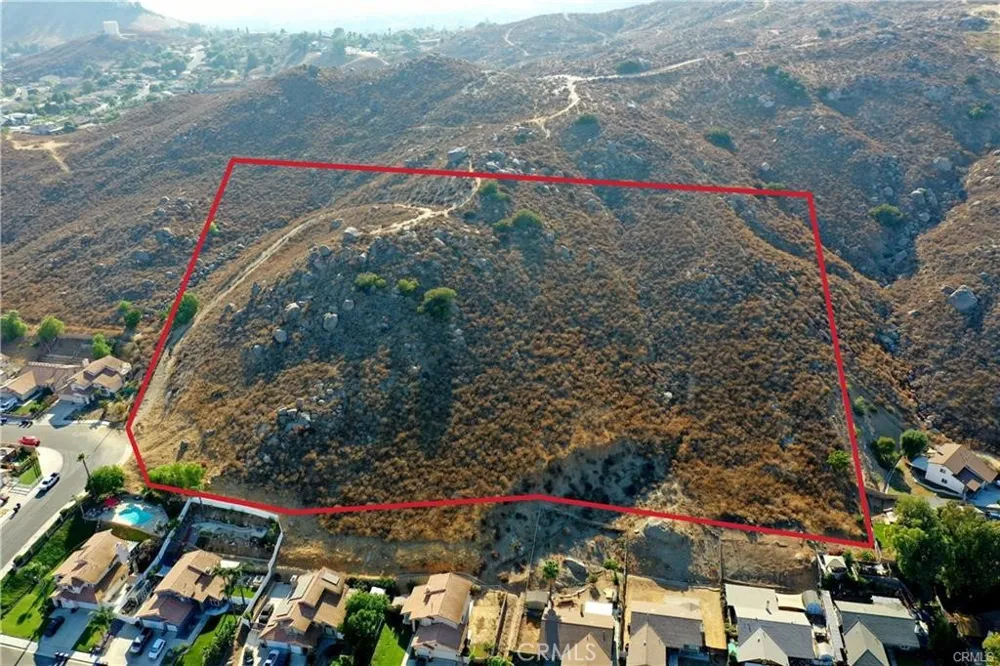Avenida Michaelinda Jurupa Valley, CA 92509