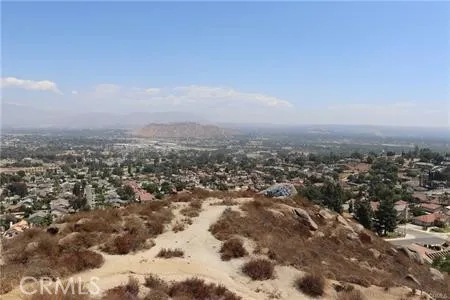Avenida Michaelinda Jurupa Valley, CA 92509