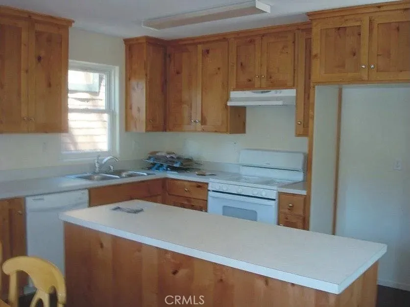 33363 Forrest Running Springs, CA 92382