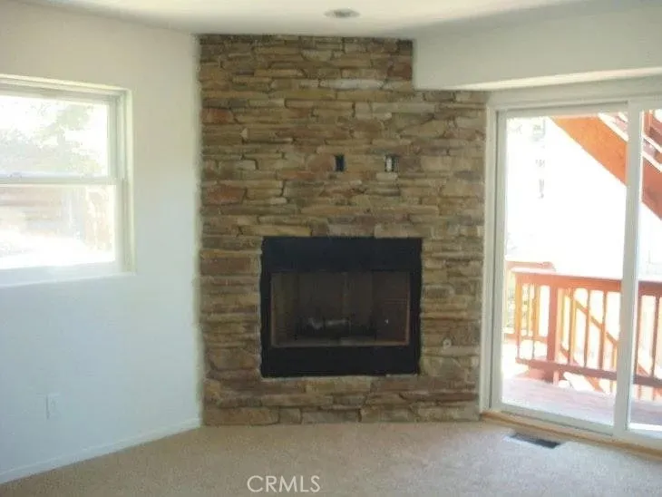 33363 Forrest Running Springs, CA 92382