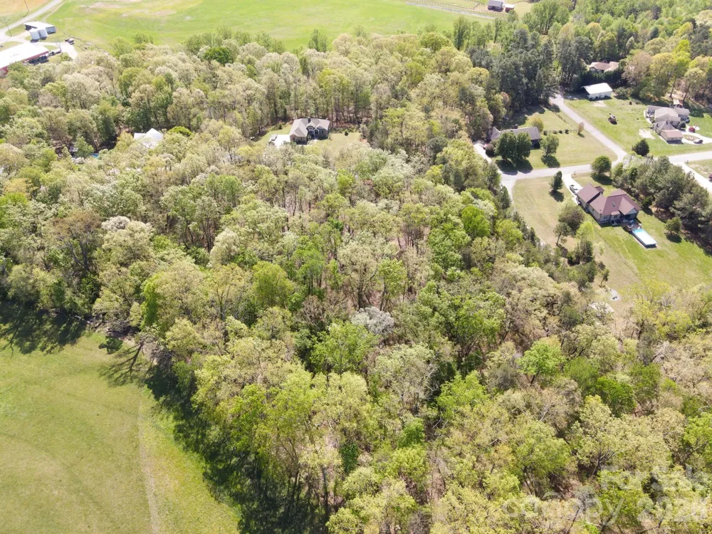 3805 Plantation Drive Vale, NC 28168