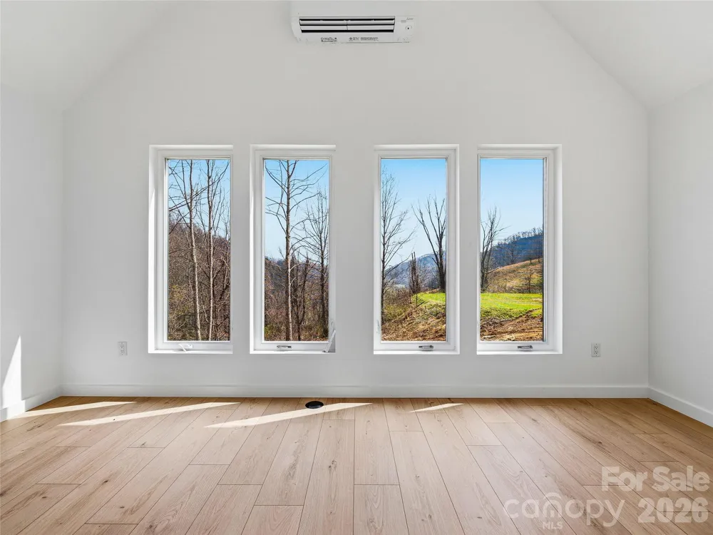 710 Kendal Drive Leicester, NC 28748