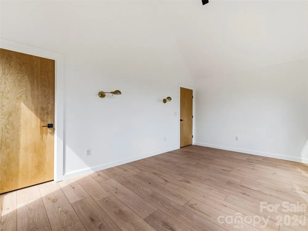 710 Kendal Drive Leicester, NC 28748