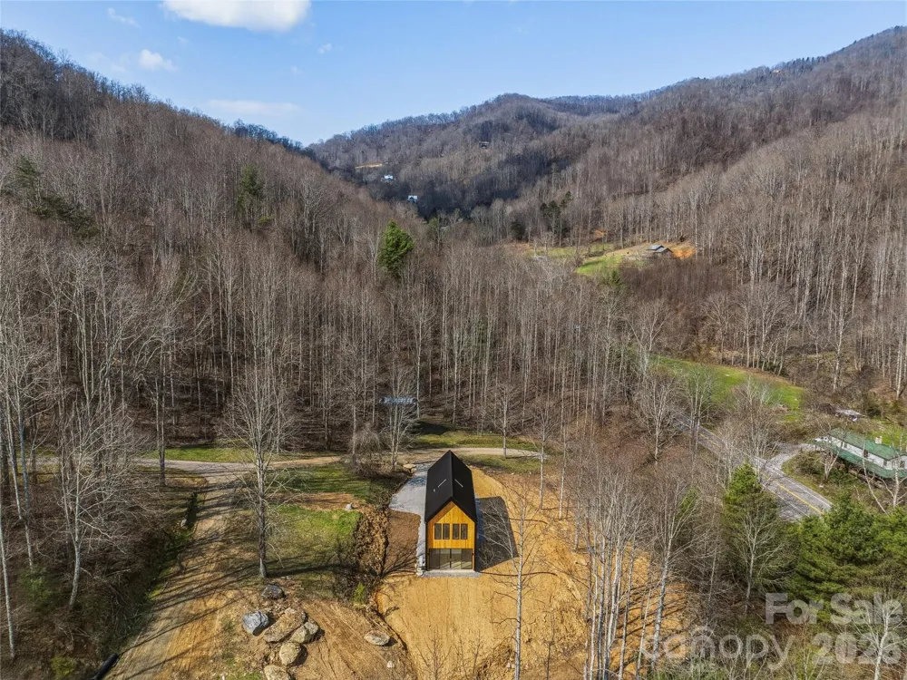 710 Kendal Drive Leicester, NC 28748