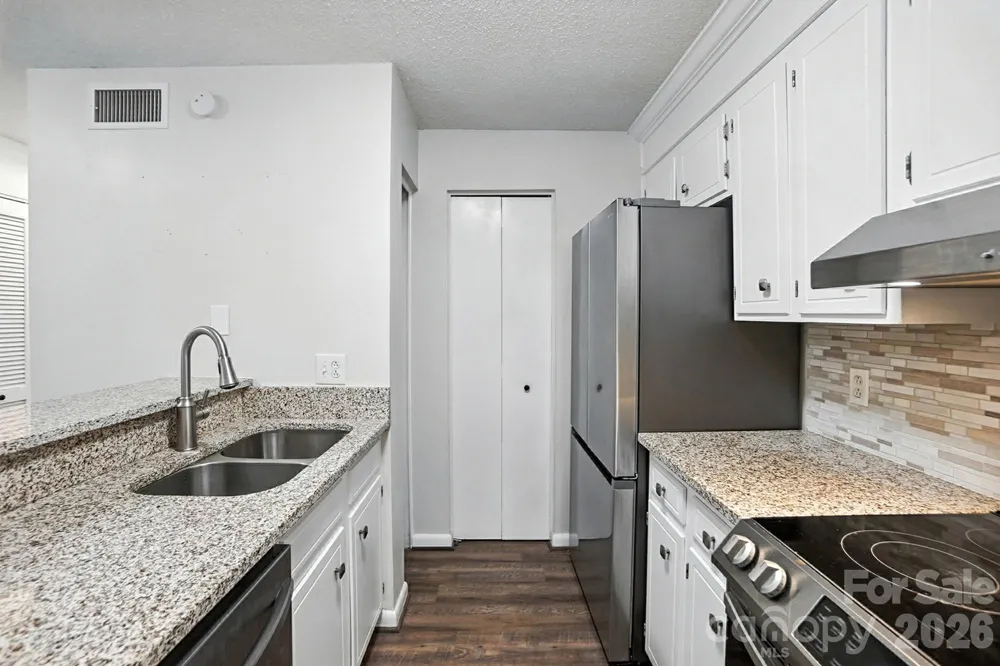 1101 Surry Lane Gastonia, NC 28054