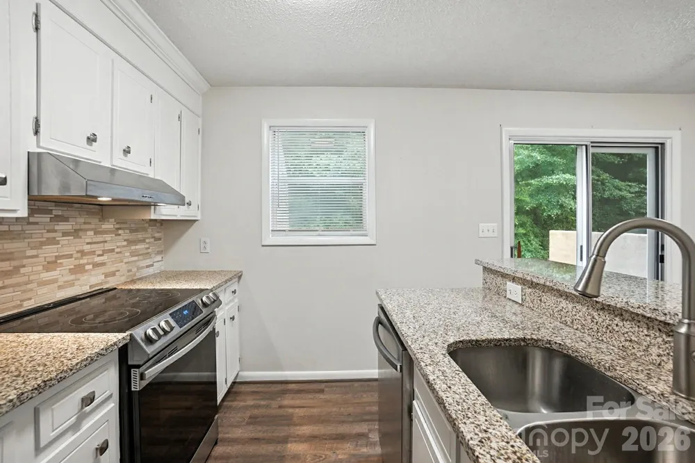 1101 Surry Lane Gastonia, NC 28054