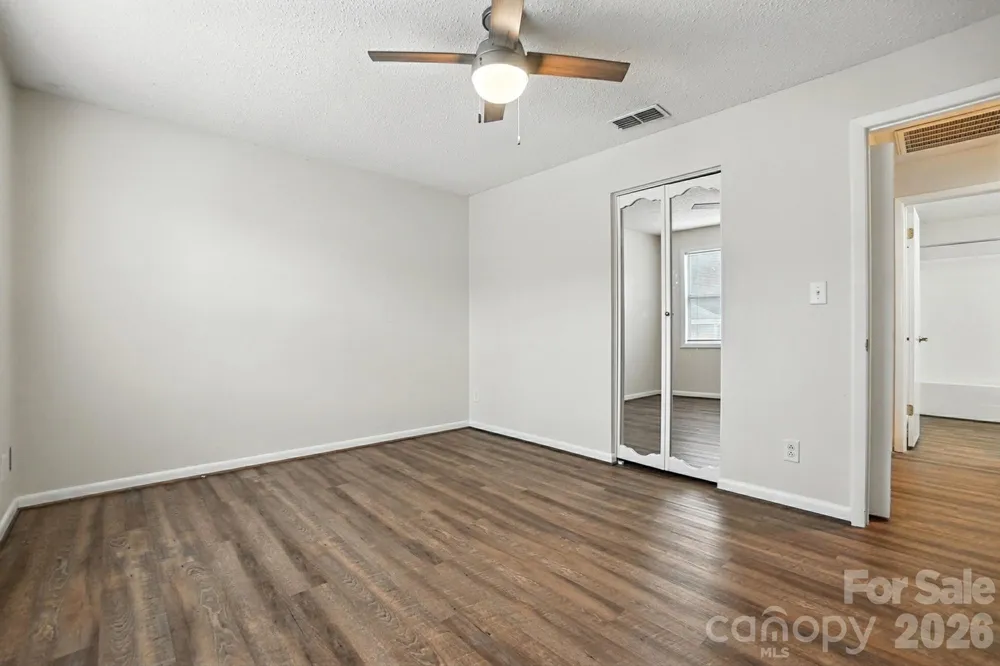 1101 Surry Lane Gastonia, NC 28054