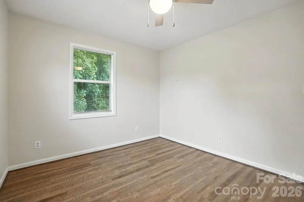 1101 Surry Lane Gastonia, NC 28054