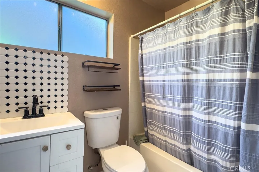 544 Orange #B La Puente, CA 91744