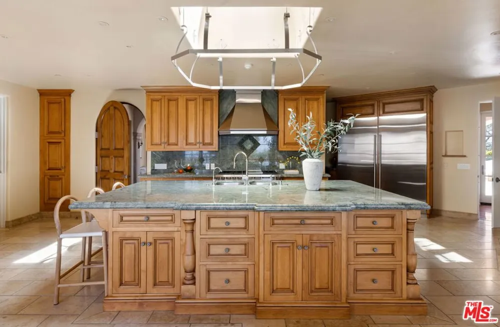 358 Woodley Road Santa Barbara, CA 93108