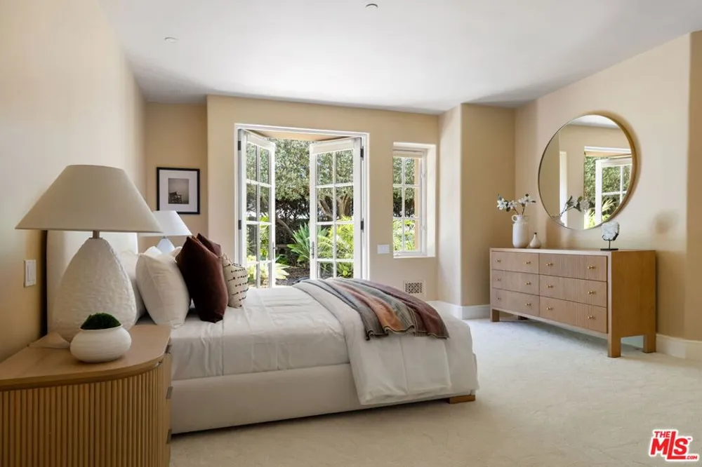 358 Woodley Road Santa Barbara, CA 93108