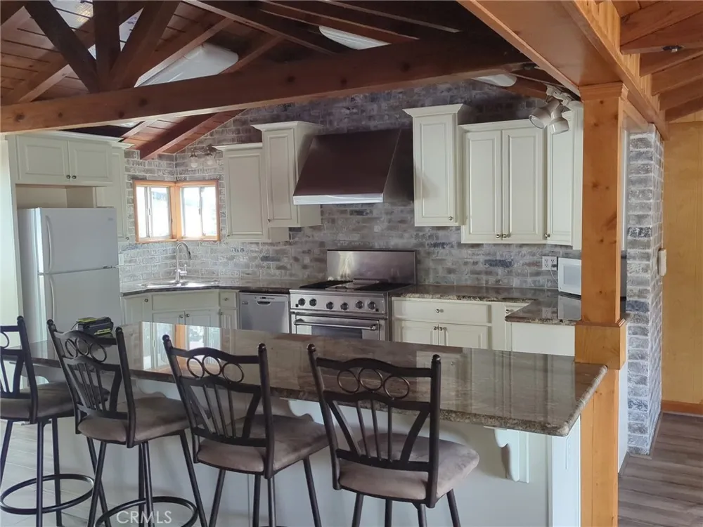 53327 Road 432 Bass Lake, CA 93604