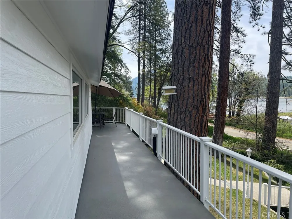 53327 Road 432 Bass Lake, CA 93604