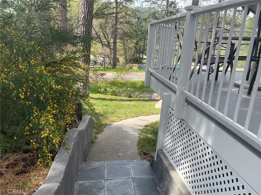53327 Road 432 Bass Lake, CA 93604