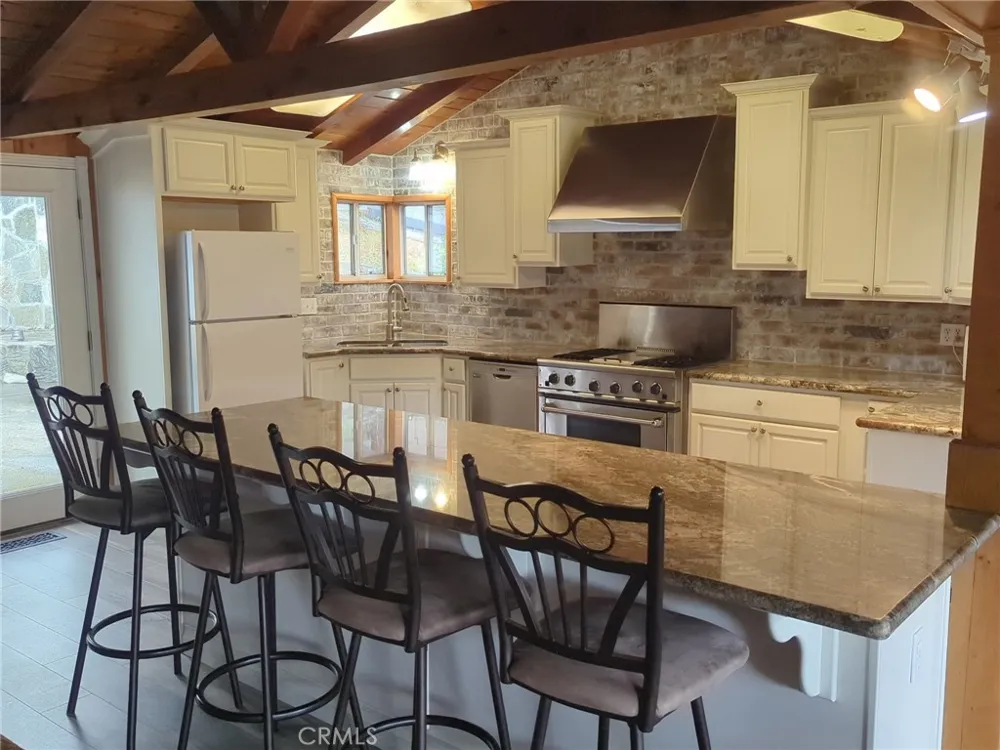 53327 Road 432 Bass Lake, CA 93604