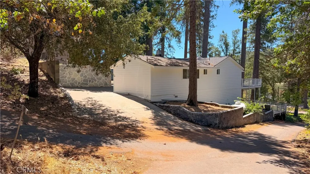 53327 Road 432 Bass Lake, CA 93604