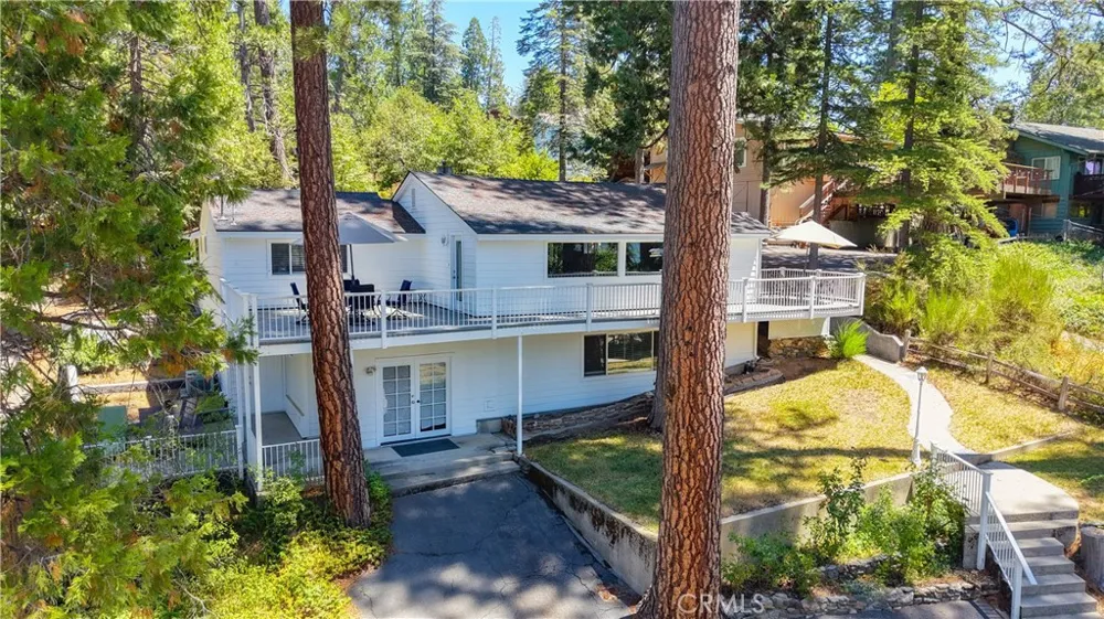 53327 Road 432 Bass Lake, CA 93604