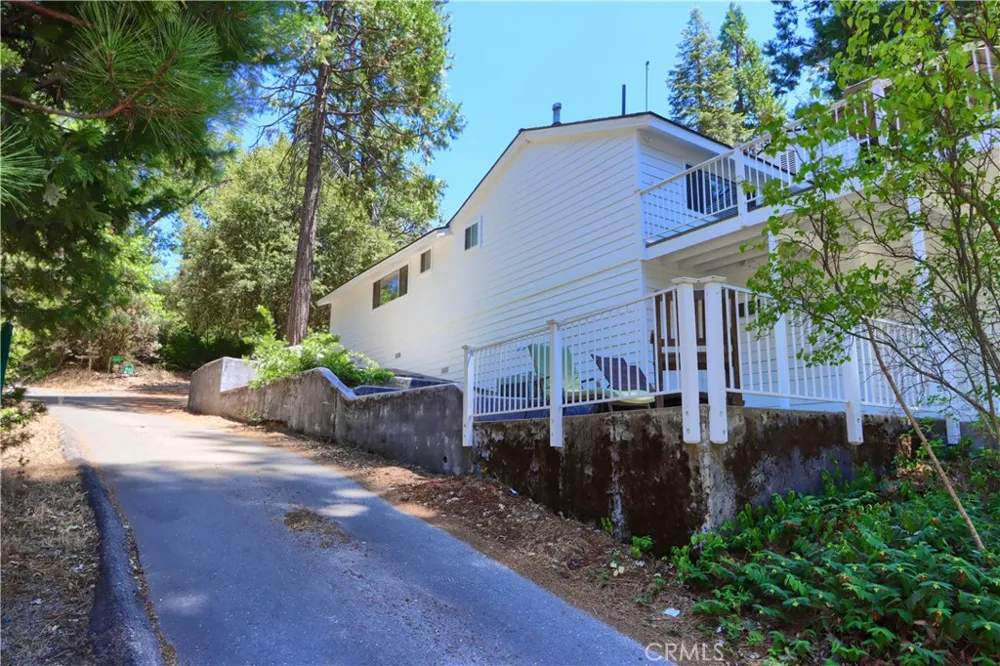 53327 Road 432 Bass Lake, CA 93604