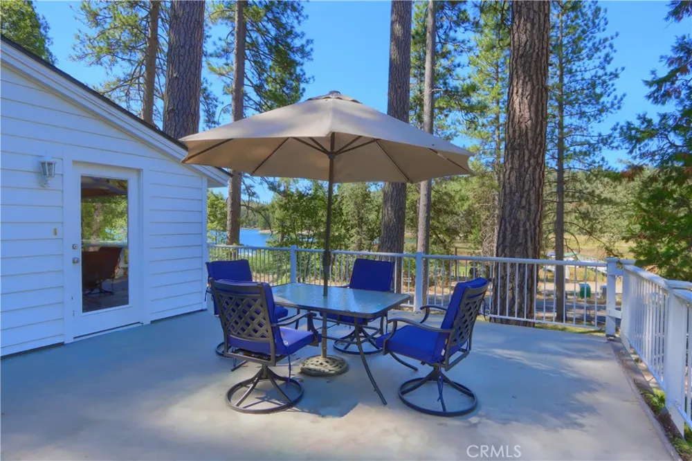 53327 Road 432 Bass Lake, CA 93604