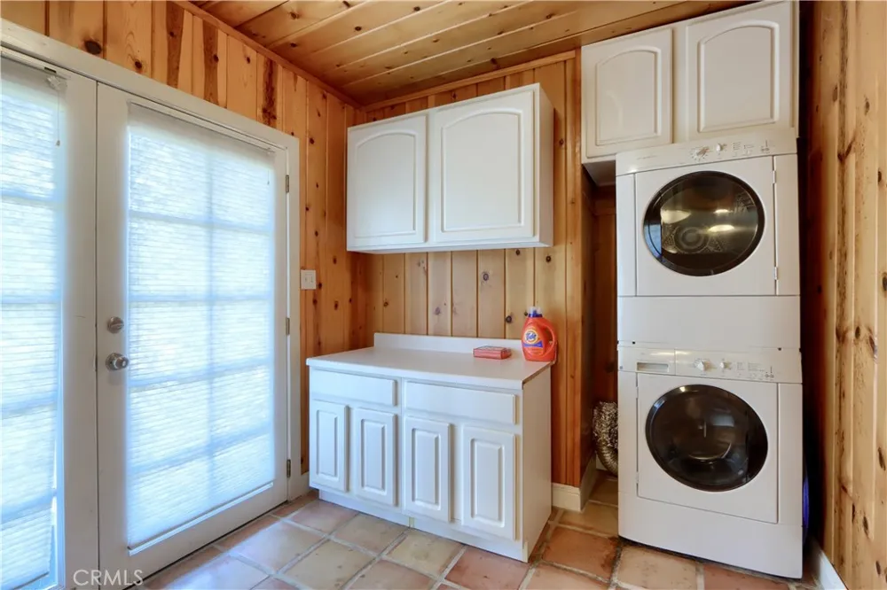 53327 Road 432 Bass Lake, CA 93604