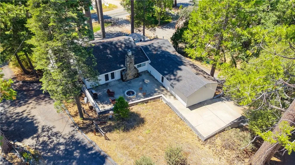 53327 Road 432 Bass Lake, CA 93604