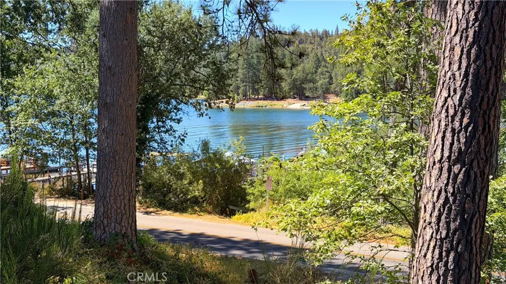 53327 Road 432 Bass Lake, CA 93604