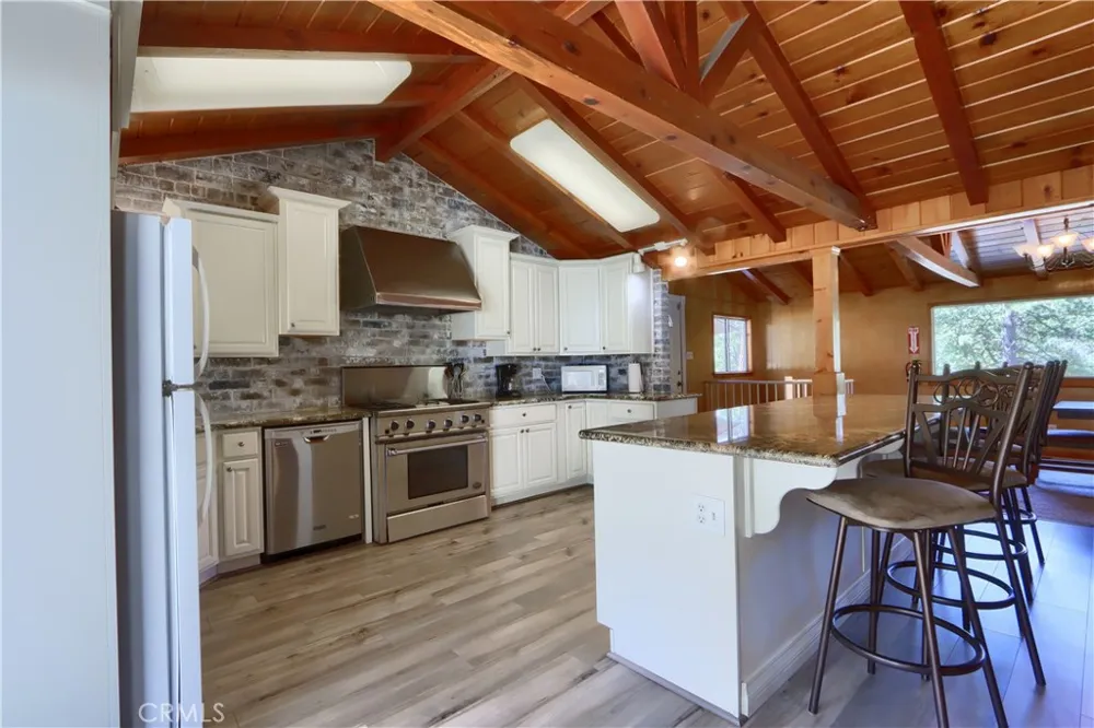 53327 Road 432 Bass Lake, CA 93604
