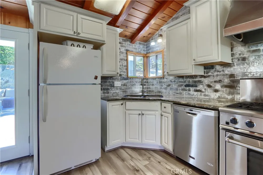 53327 Road 432 Bass Lake, CA 93604