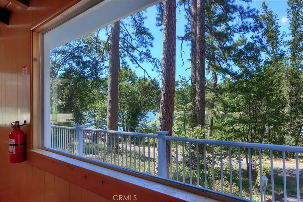 53327 Road 432 Bass Lake, CA 93604
