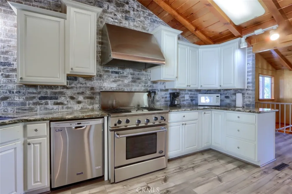 53327 Road 432 Bass Lake, CA 93604