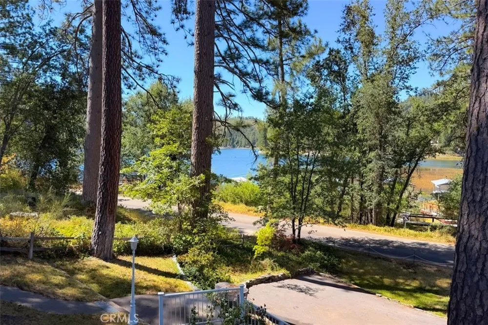 53327 Road 432 Bass Lake, CA 93604