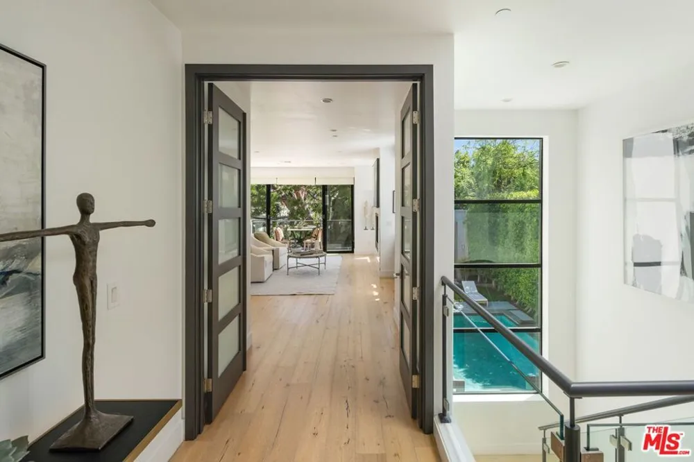 616 Fuller Avenue Los Angeles, CA 90036