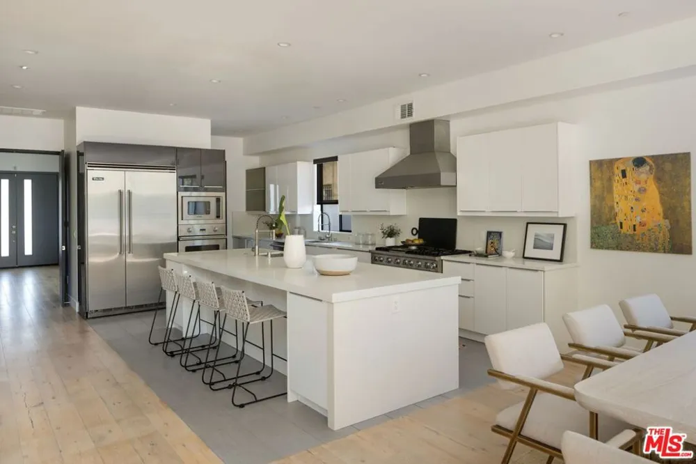 616 Fuller Avenue Los Angeles, CA 90036