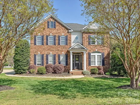 4221 Barons Court