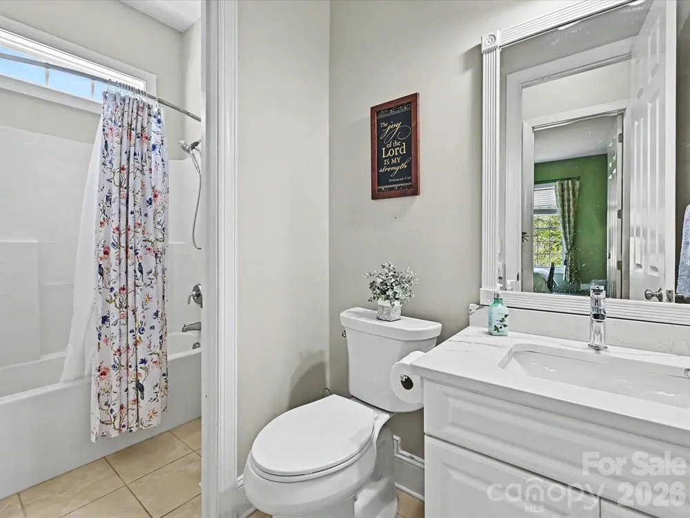 4221 Barons Court Harrisburg, NC 28075