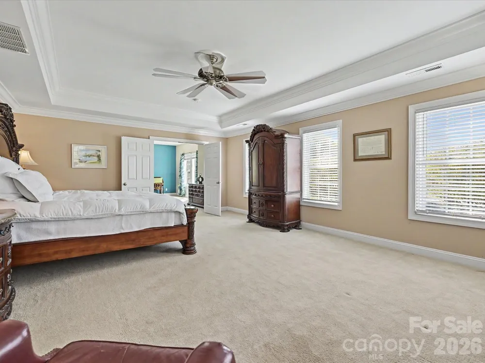 4221 Barons Court Harrisburg, NC 28075