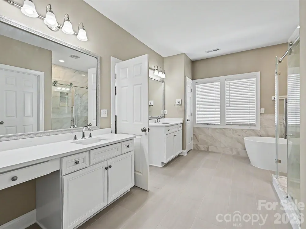 4221 Barons Court Harrisburg, NC 28075