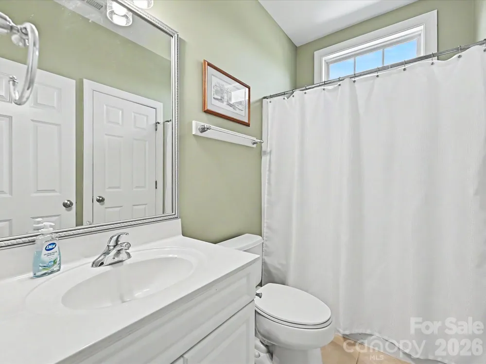 4221 Barons Court Harrisburg, NC 28075