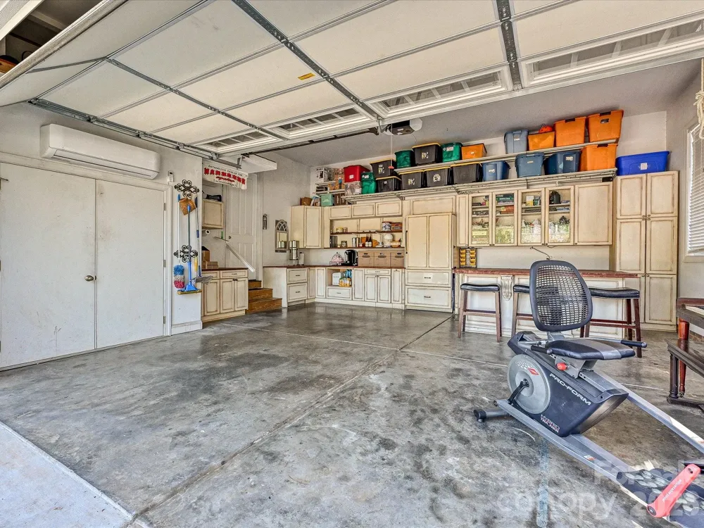 4221 Barons Court Harrisburg, NC 28075