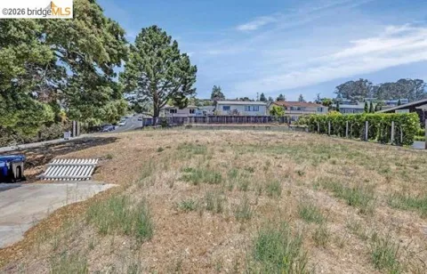8246 Terrace Dr