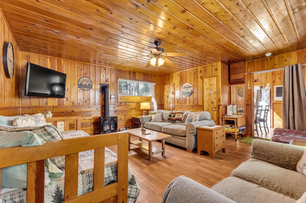 53460 Tollgate Road Idyllwild, CA 92549