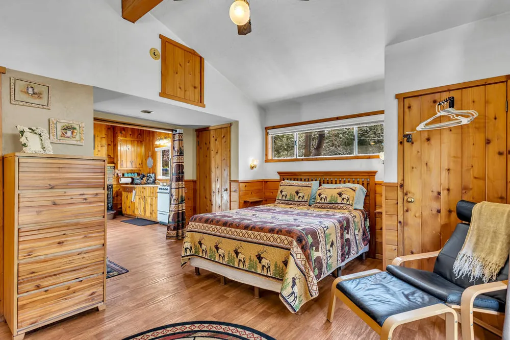 53460 Tollgate Road Idyllwild, CA 92549