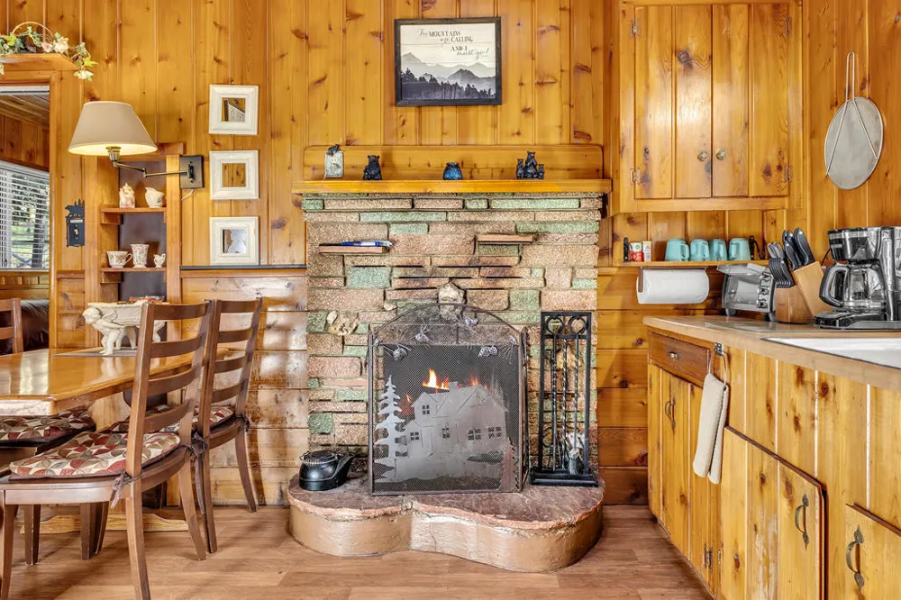 53460 Tollgate Road Idyllwild, CA 92549