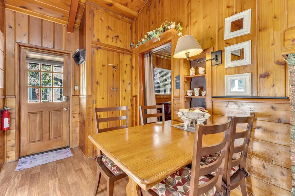 53460 Tollgate Road Idyllwild, CA 92549