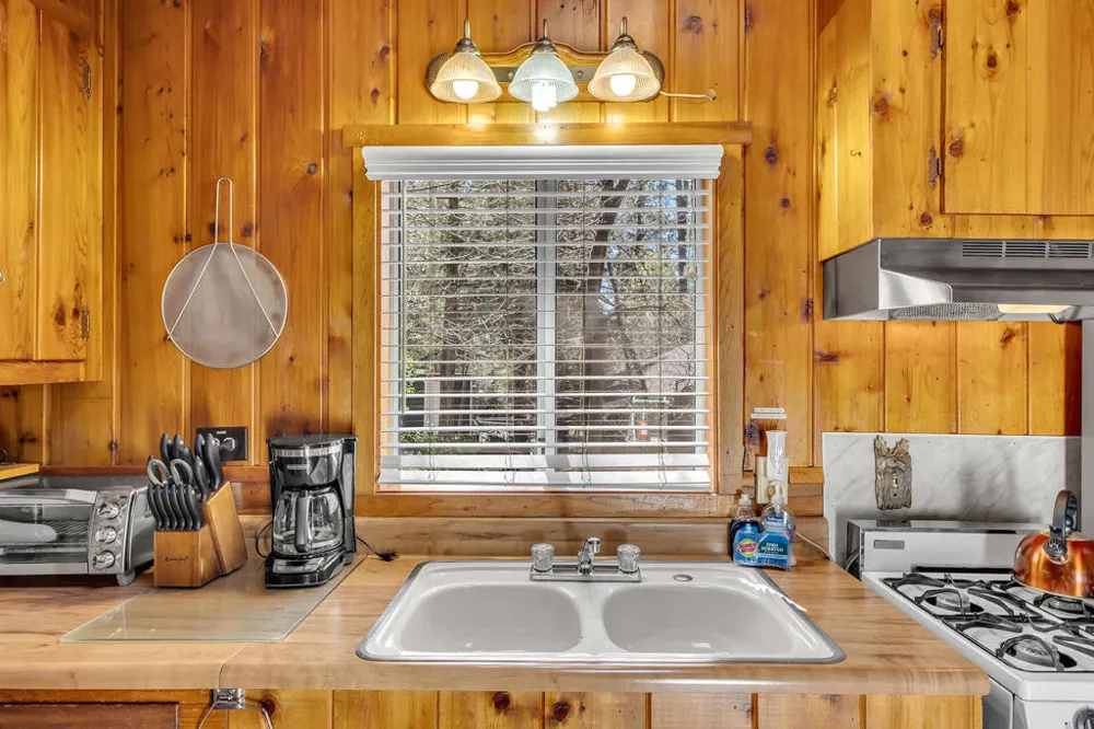 53460 Tollgate Road Idyllwild, CA 92549